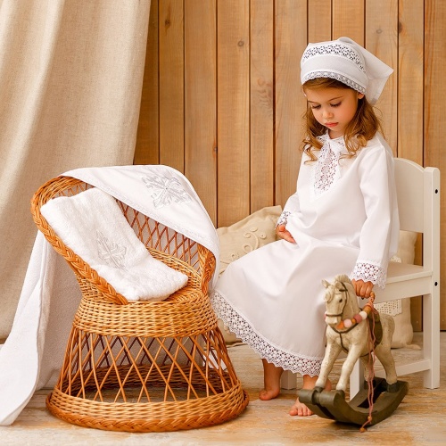 Крестильный набор для девочки "Ирина" с полотенцем  - миниатюра фотографии товара в каталоге ЛиноБамбино