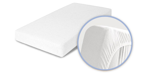 Матрас или наматрасник: что лучше для ребенка?