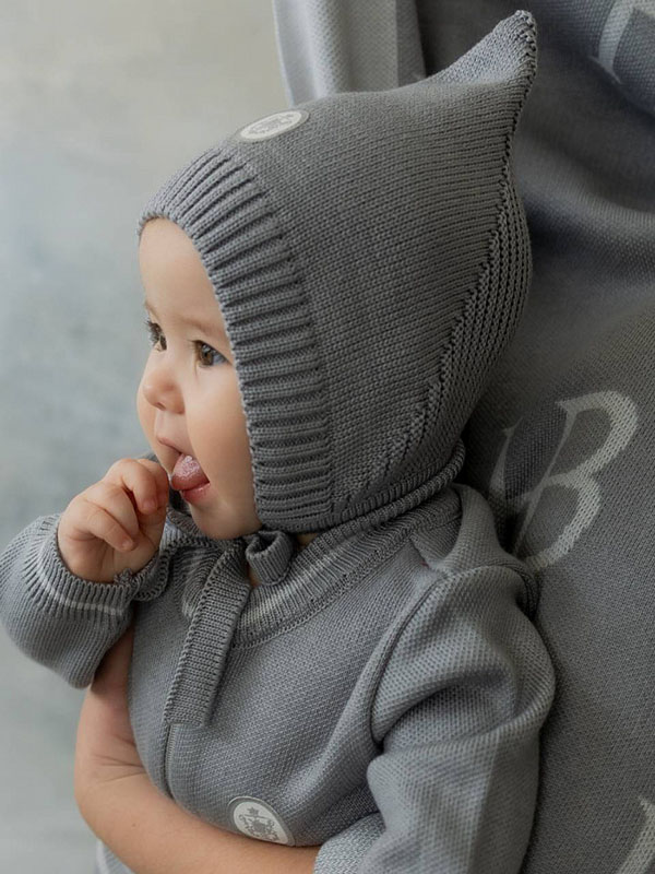 Вязаная шапочка "Гном", серая фото 4