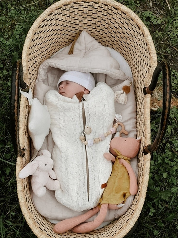 Вязаный кокон для новорожденного Loom молочный фото 8