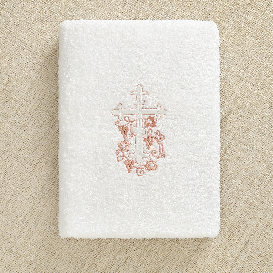 Махровое полотенце для крещения "Крестик с лозой" фото 3