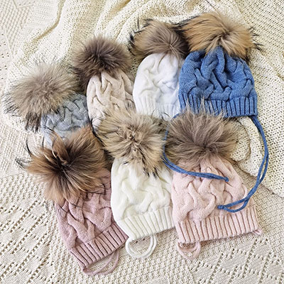 Фото товара "Шапка с помпоном "Остин"" из магазина ЛиноБамбино