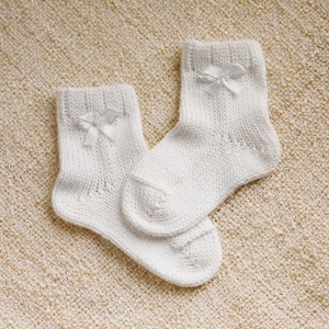 Фото товара "Вязаные детские носочки простые" из магазина ЛиноБамбино
