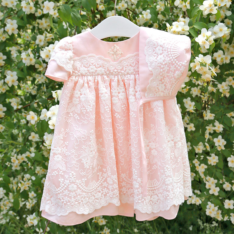 Крестильное платье "Розовый жемчуг" с чепчиком фото 1
