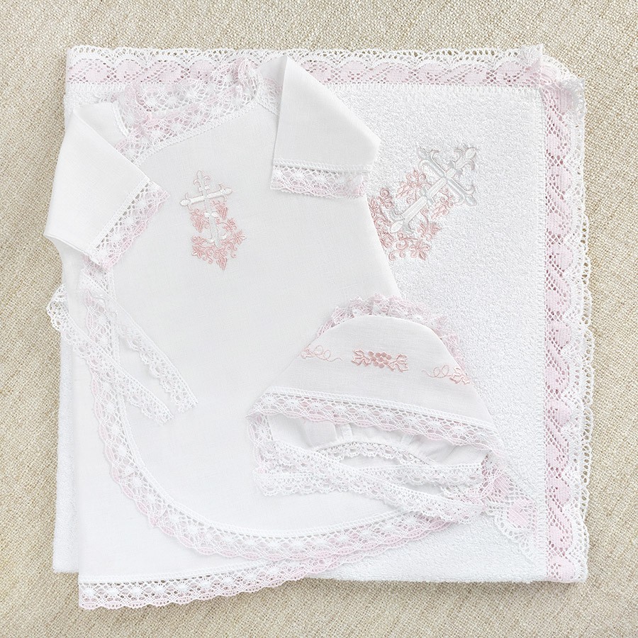 Фото товара "Крестильный набор для девочки "Розовая лоза" с полотенцем" при наведении