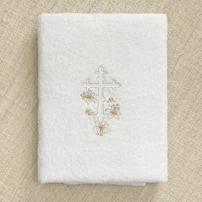 Махровое крестильное полотенце "Крестик с золотой лилией" фото 1