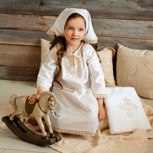 Крестильный набор для девочки "Ульяна" с полотенцем - миниатюра фотографии товара в каталоге ЛиноБамбино