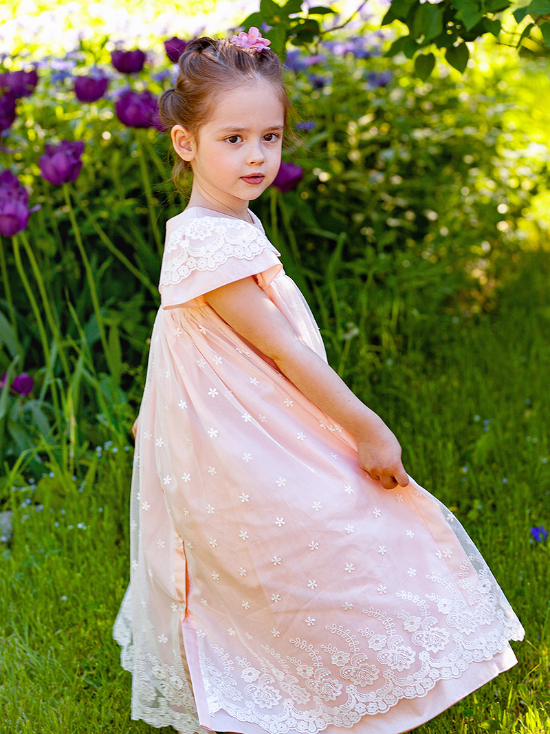 Крестильное платье "Розовый жемчуг" с чепчиком фото 7