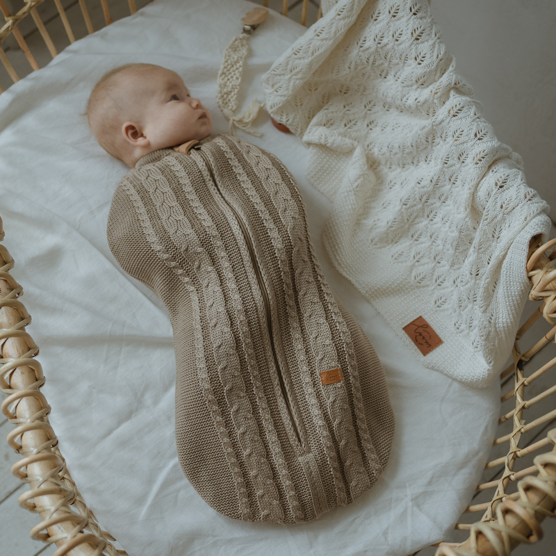 Вязаный кокон для новорожденного Loom капучино фото 5