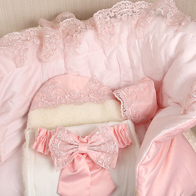 Фото товара "Конверт "Самия" розовая пудра зима" из магазина ЛиноБамбино