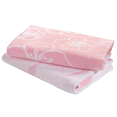 Фото товара "1,5-спальное байковое одеяло "Сакура" розовое" при наведении