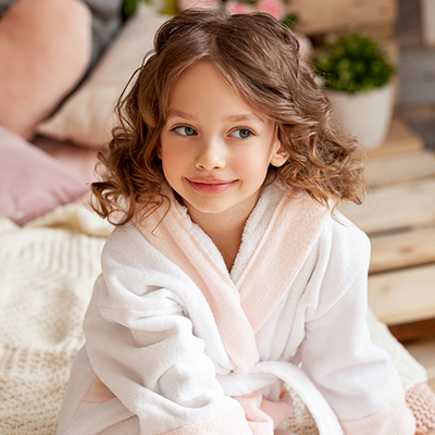 Фото товара "Детский махровый халат для девочки" при наведении