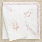 Крестильный набор для девочки "Розовая лоза" с полотенцем