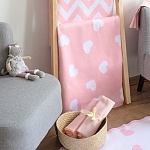 Детское байковое одеяло "Зигзаги" фламинго