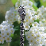 Серебряная ложка с ангелочком и лозой